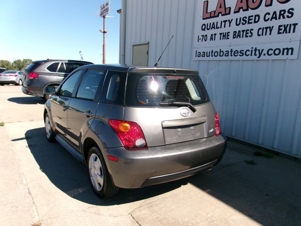 2004 Scion xA Image 5