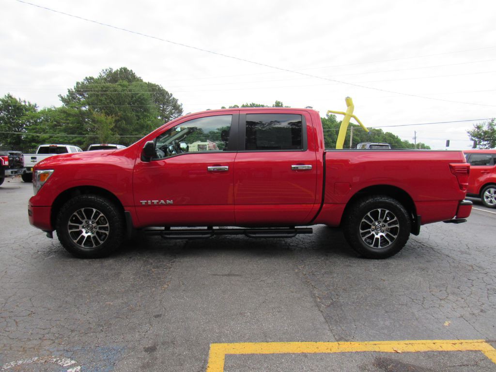 2021 Nissan Titan Image 4