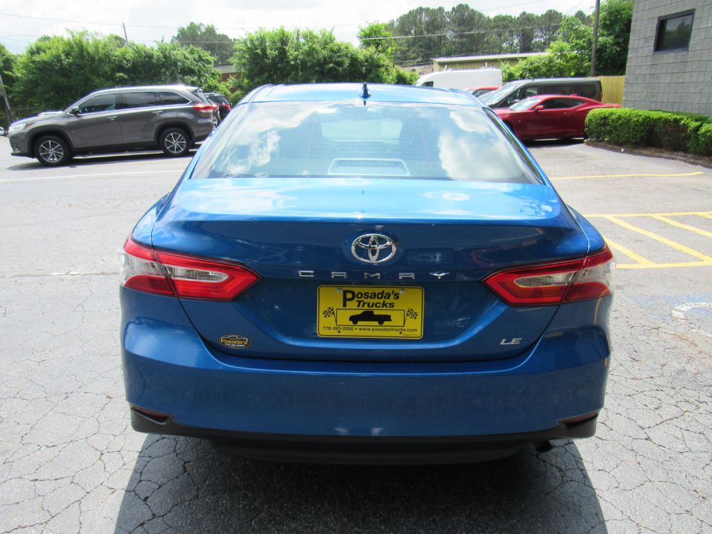 2019 Toyota Camry Image 7