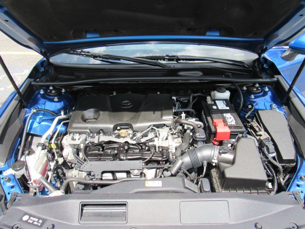 2019 Toyota Camry Image 9