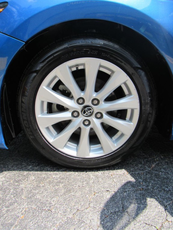 2019 Toyota Camry Image 24
