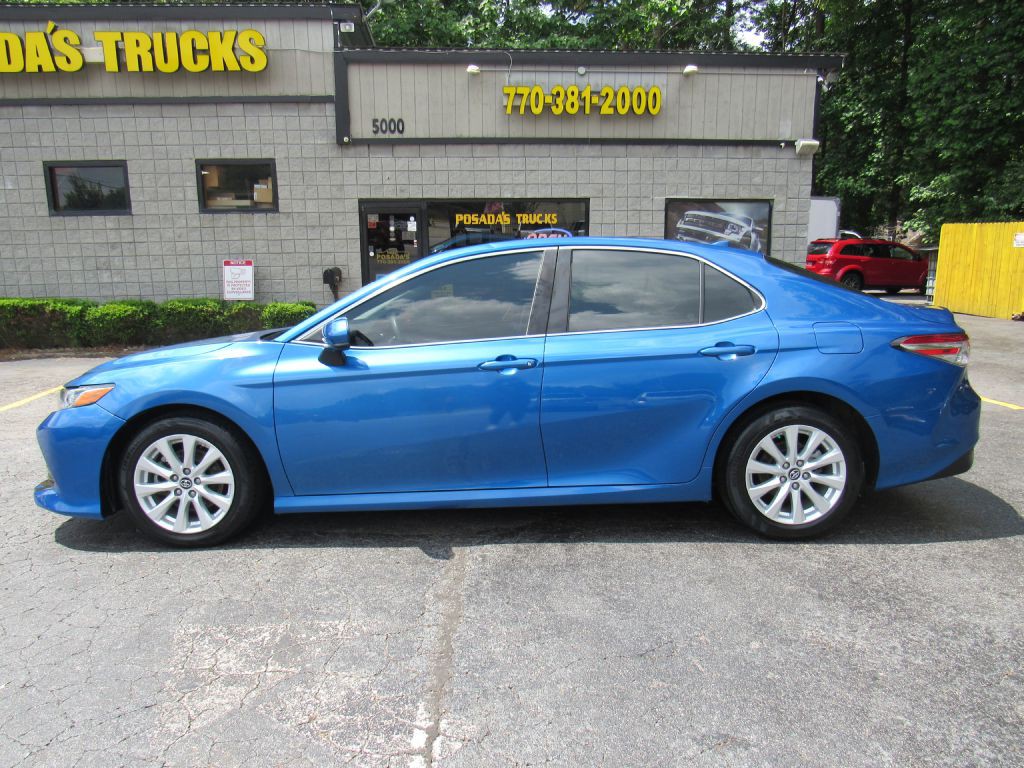 2019 Toyota Camry Image 4