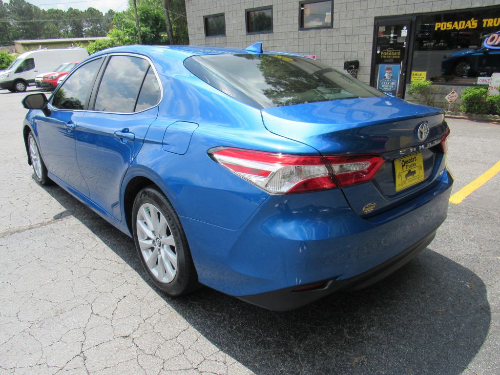 2019 Toyota Camry Image 7