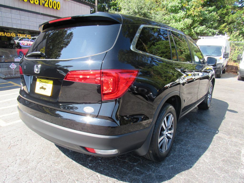 2017 Honda Pilot Image 8