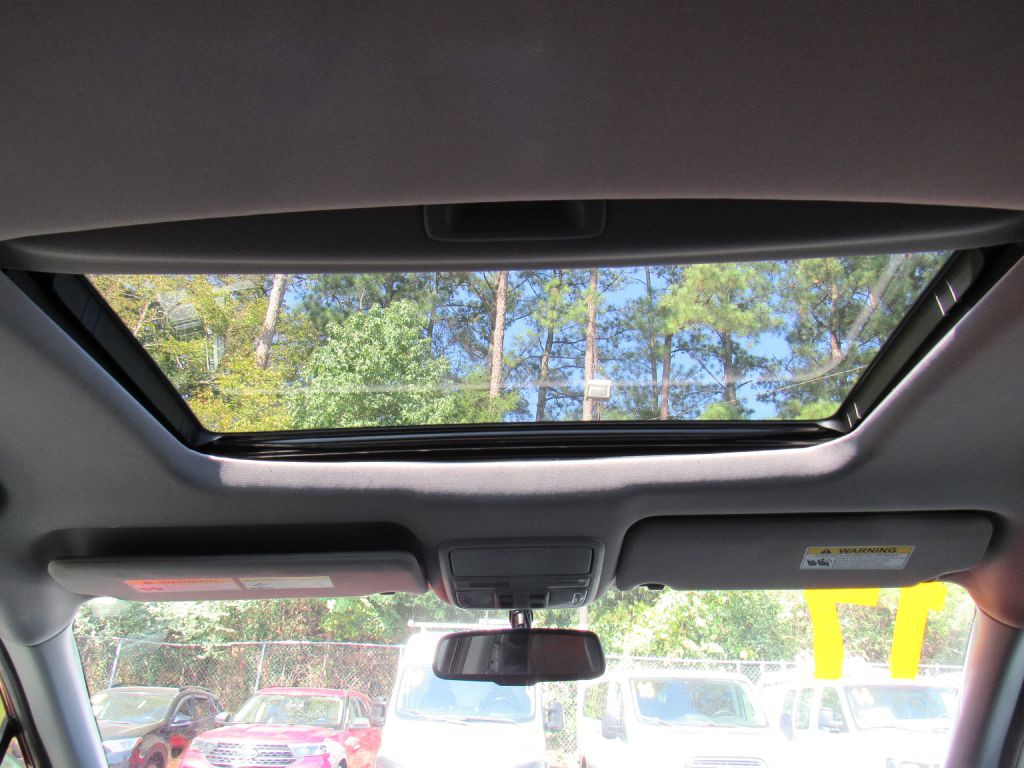 2017 Honda Pilot Image 21