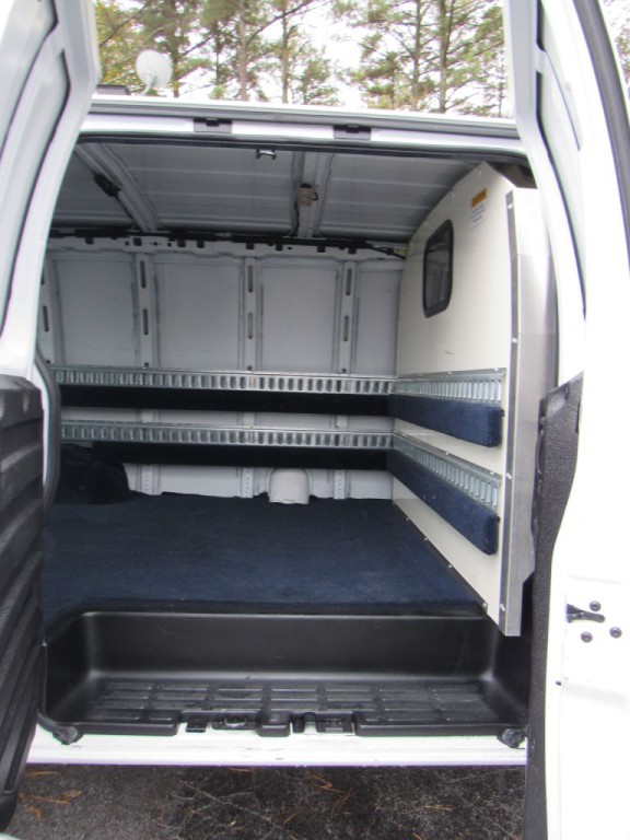 2018 Chevrolet Express Image 22