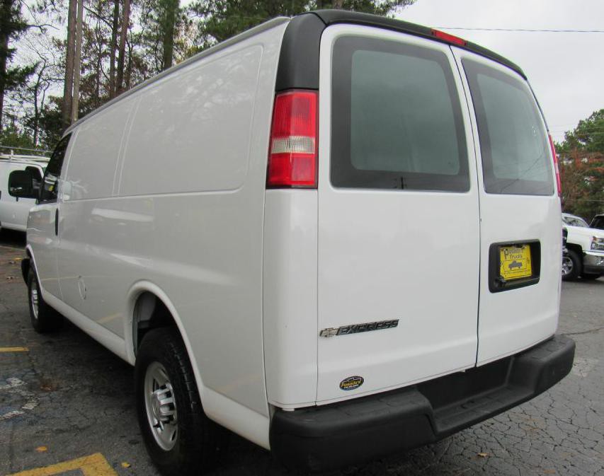 2018 Chevrolet Express Image 8