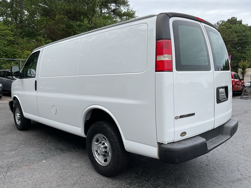 2018 Chevrolet Express Image 5