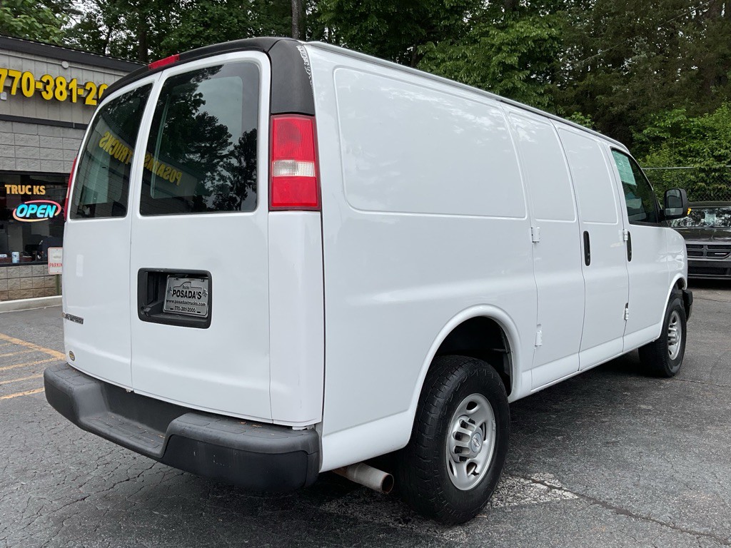 2018 Chevrolet Express Image 6
