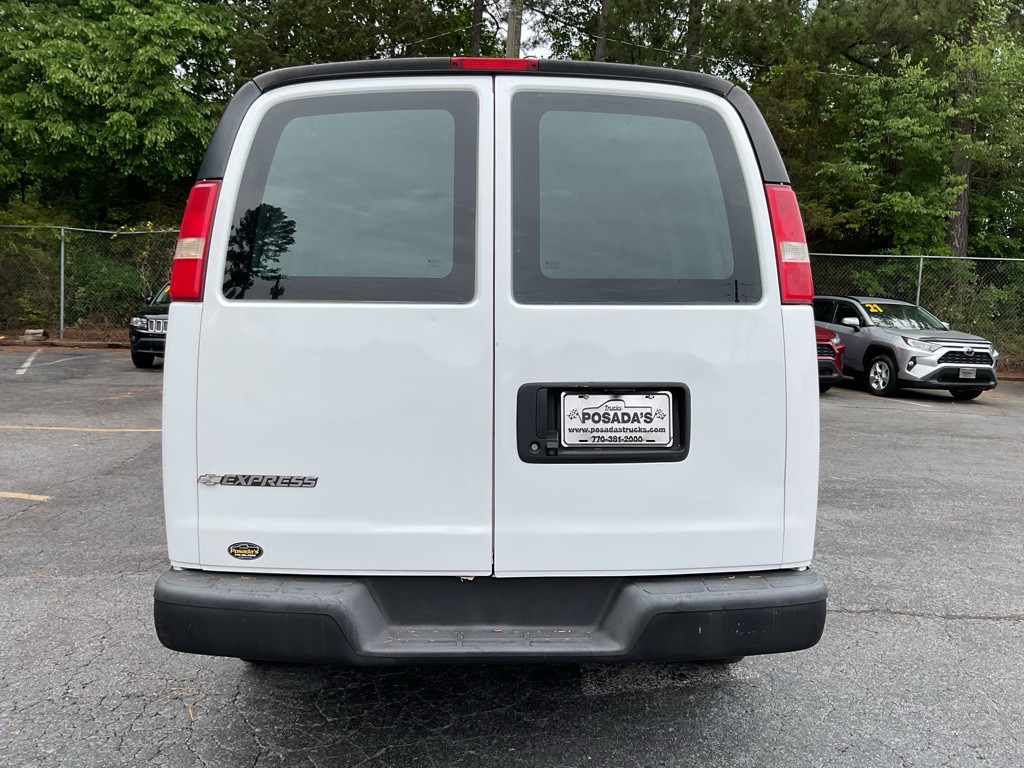 2018 Chevrolet Express Image 8