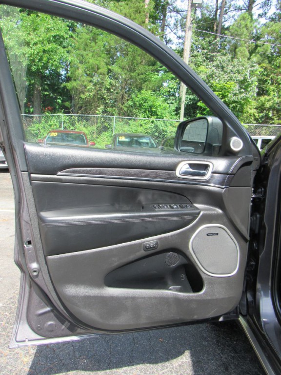 2018 Jeep Grand Cherokee Image 11