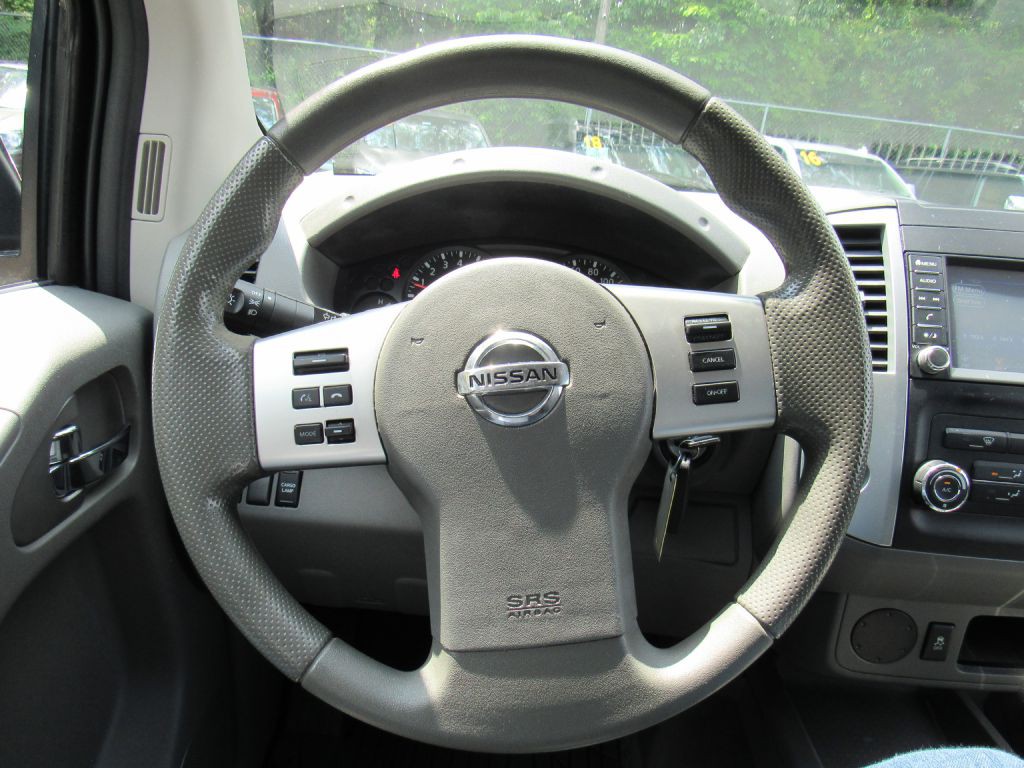 2019 Nissan Frontier Image 14