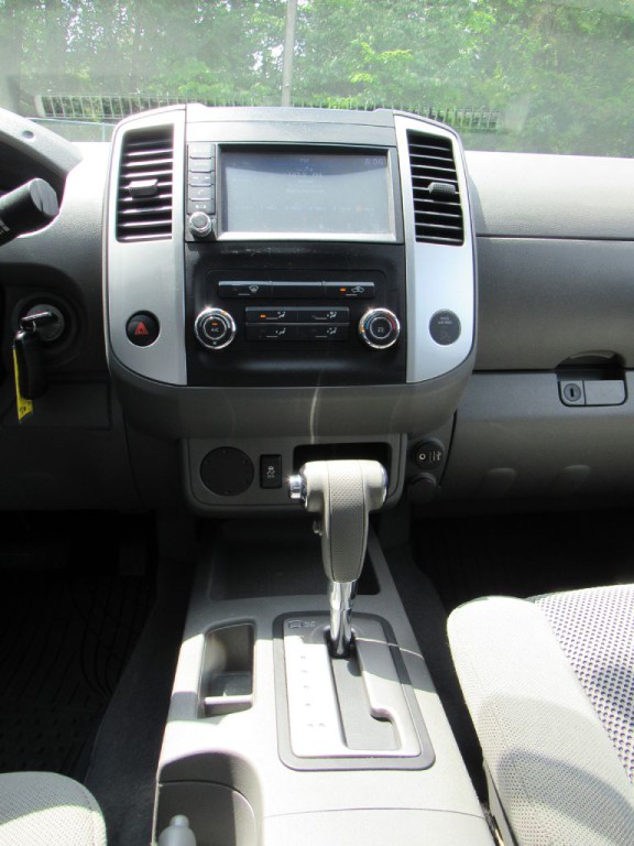 2019 Nissan Frontier Image 17