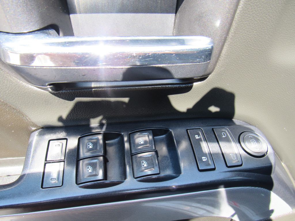 2017 Chevrolet Silverado 1500 Image 11