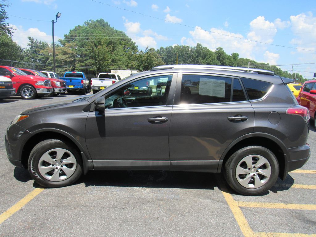 2017 Toyota Rav4 Image 3