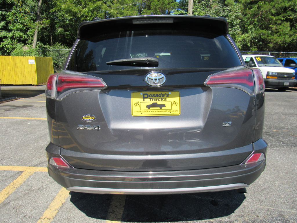 2017 Toyota Rav4 Image 5