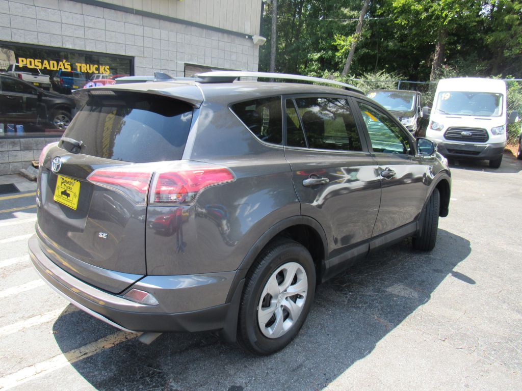 2017 Toyota Rav4 Image 7