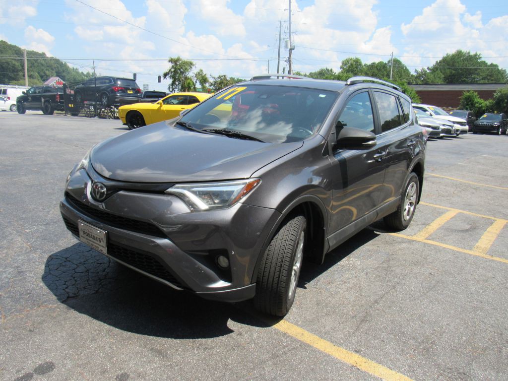 2017 Toyota Rav4 Image 9
