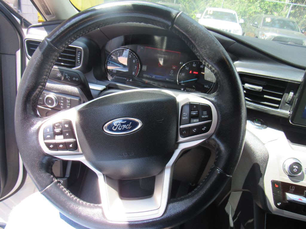 2021 Ford Explorer Image 10