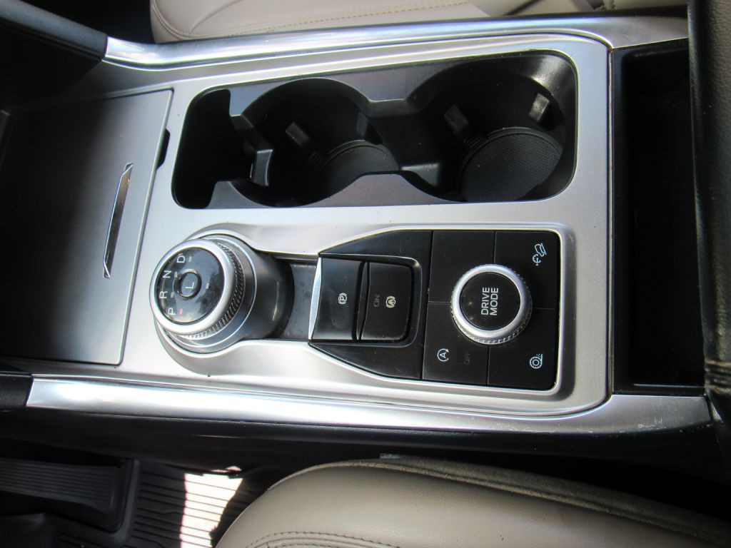 2021 Ford Explorer Image 12