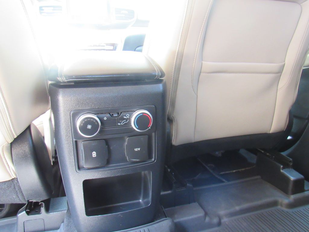 2021 Ford Explorer Image 17