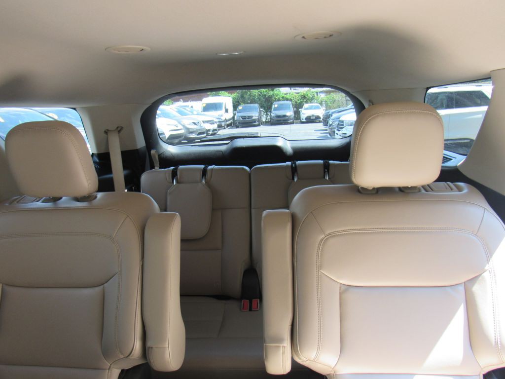 2021 Ford Explorer Image 18