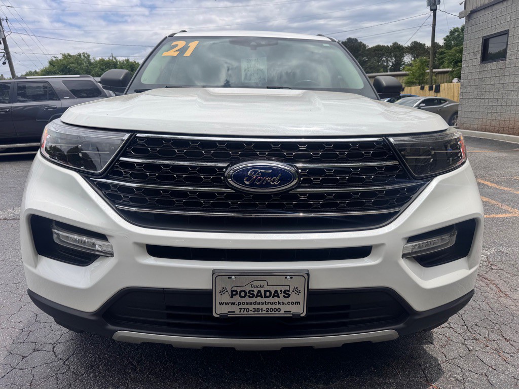 2021 Ford Explorer Image 2