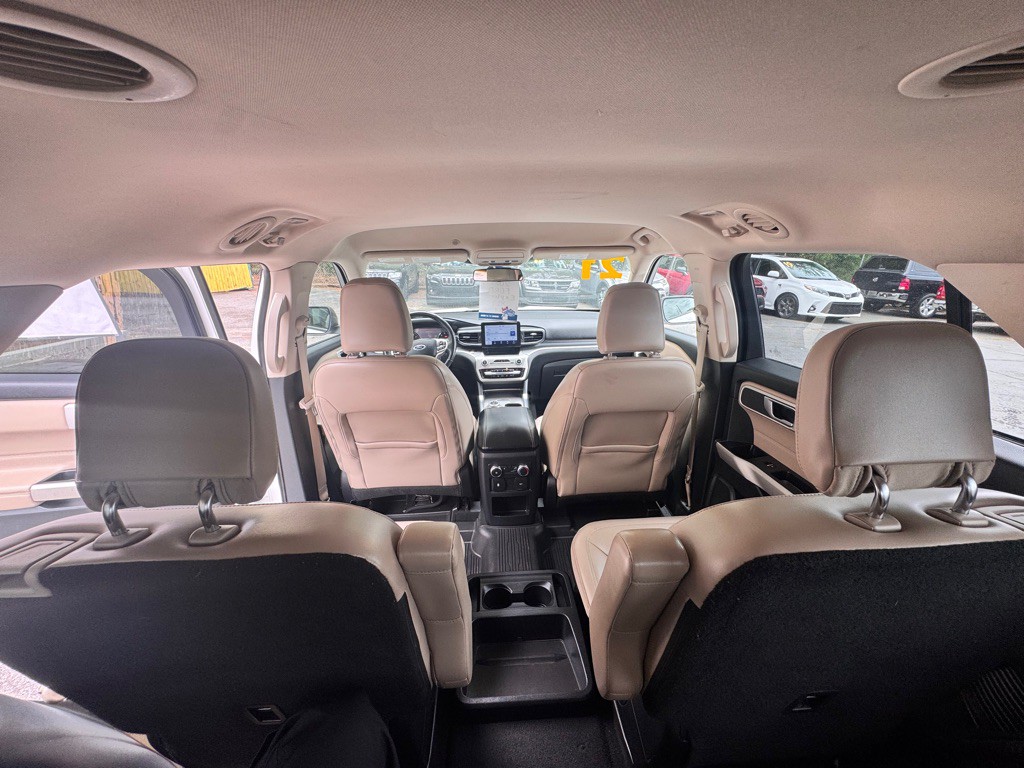 2021 Ford Explorer Image 21