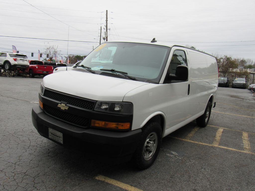 2019 Chevrolet Express Image 2