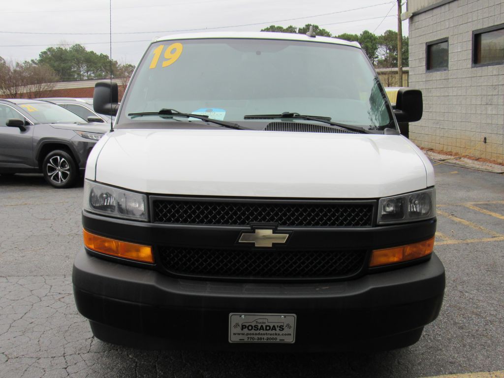 2019 Chevrolet Express Image 6