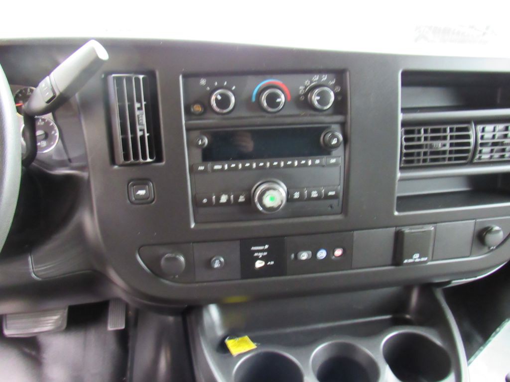 2019 Chevrolet Express Image 13