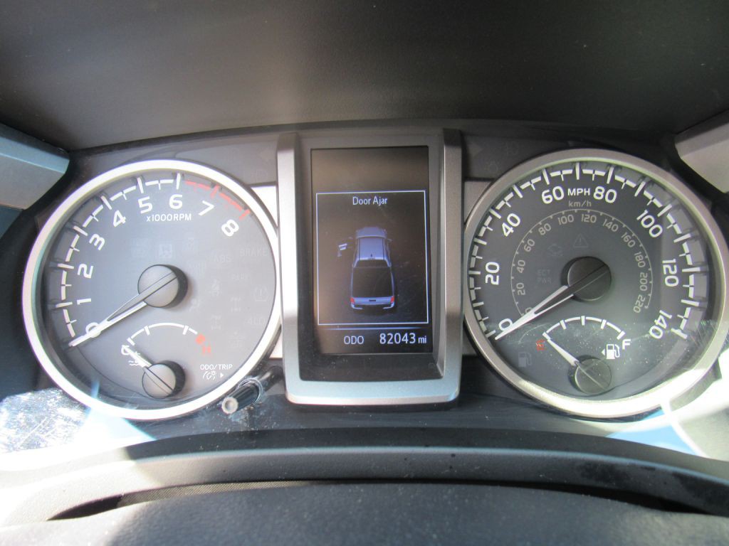 2019 Toyota Tacoma Image 9