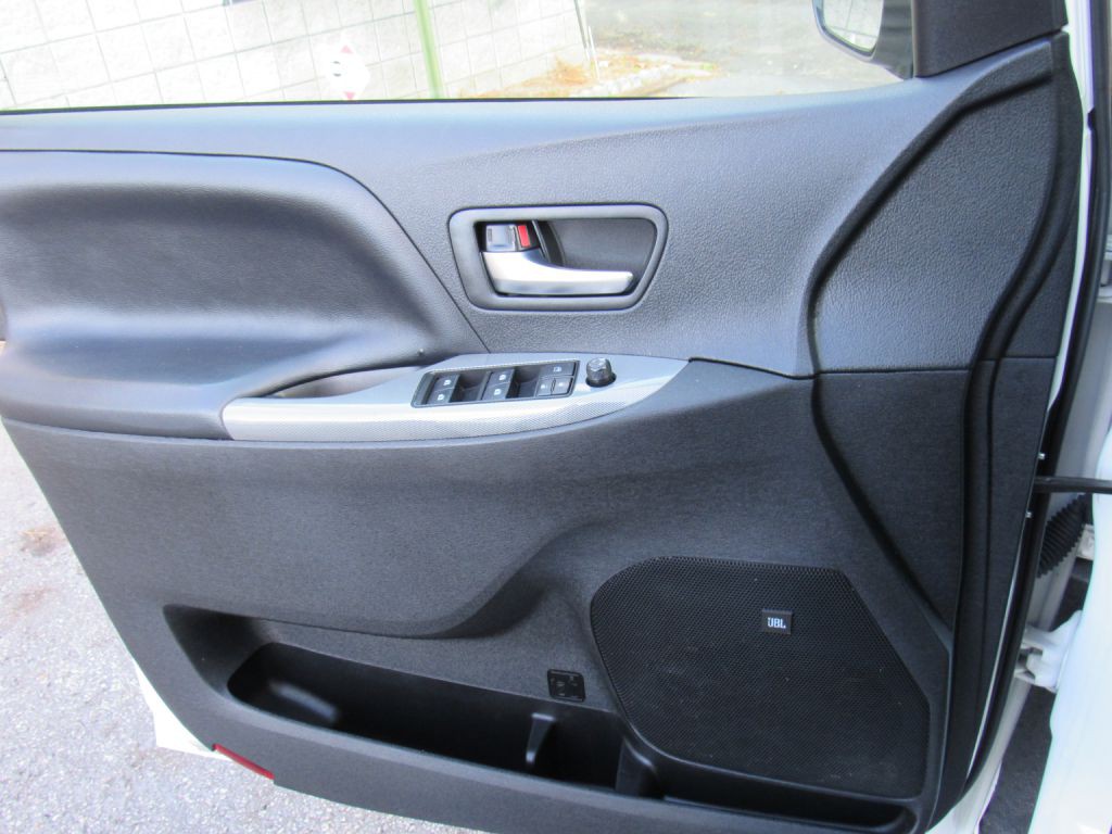 2019 Toyota Sienna Image 21