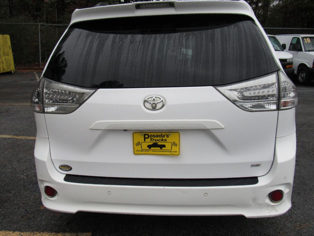 2019 Toyota Sienna Image 11