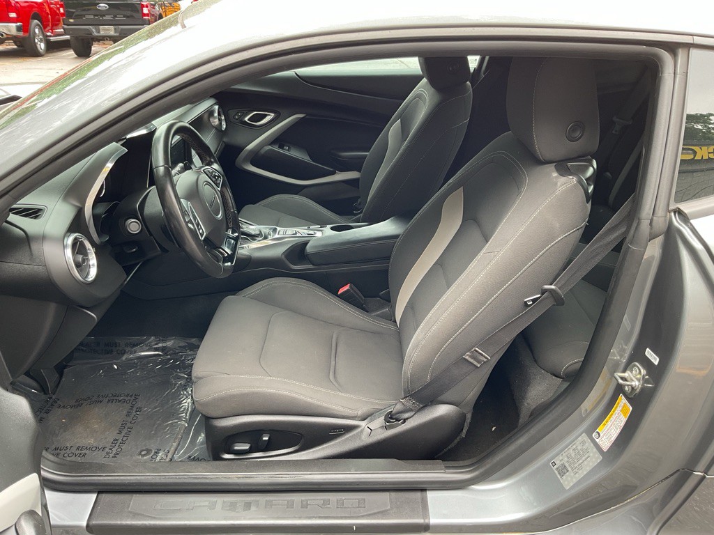 2019 Chevrolet Camaro Image 13