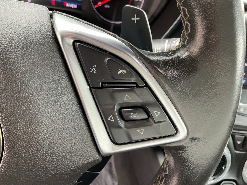 2019 Chevrolet Camaro Image 18
