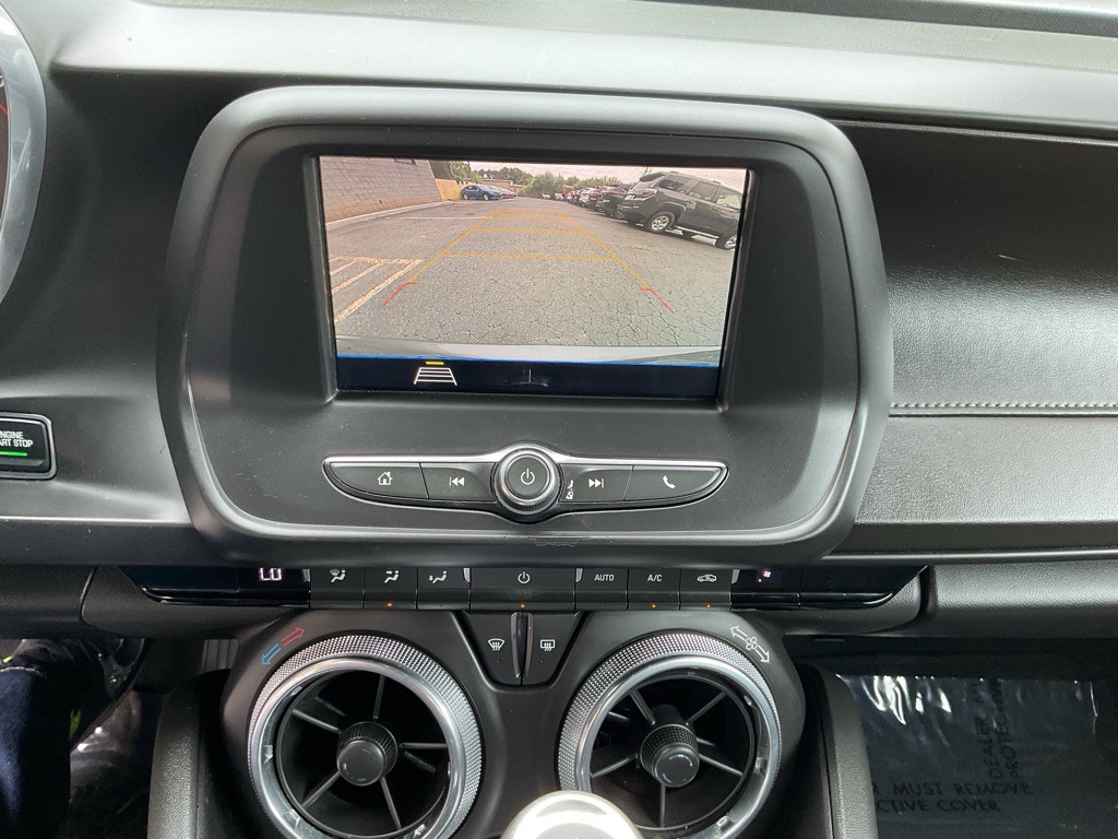 2019 Chevrolet Camaro Image 20