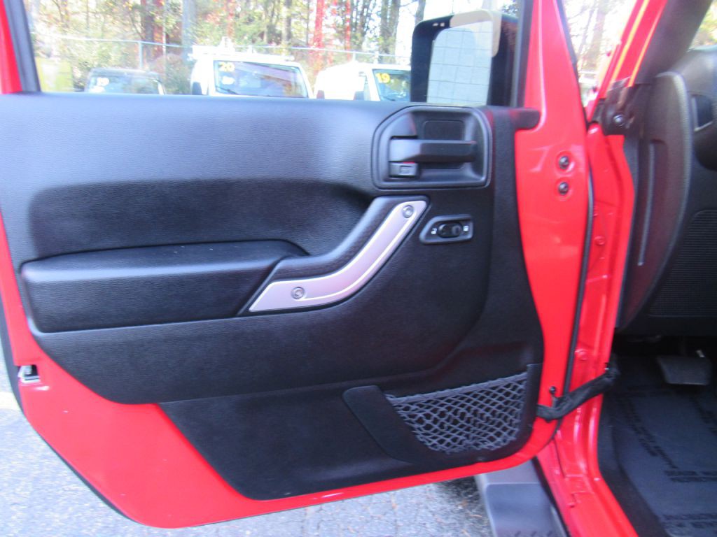 2017 Jeep Wrangler Unlimited Image 20
