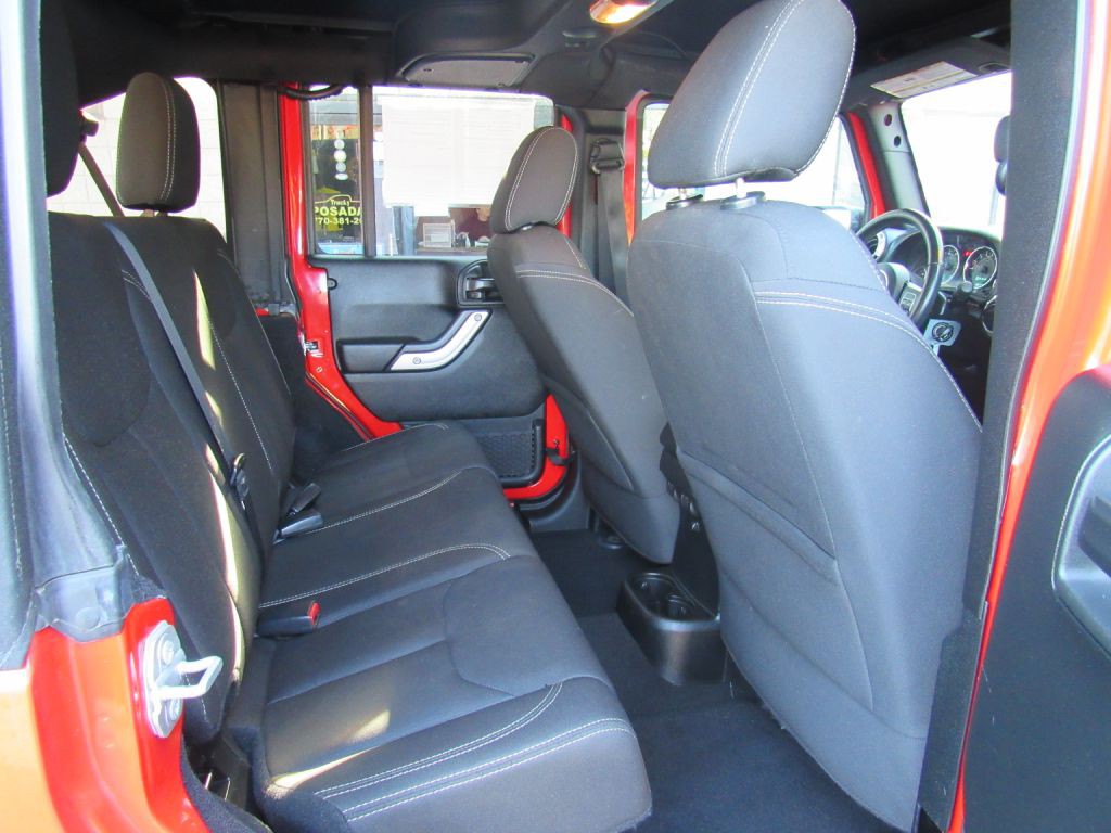 2017 Jeep Wrangler Unlimited Image 21