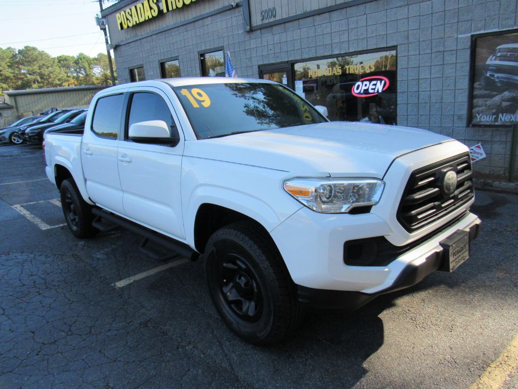 2019 Toyota Tacoma Image 1