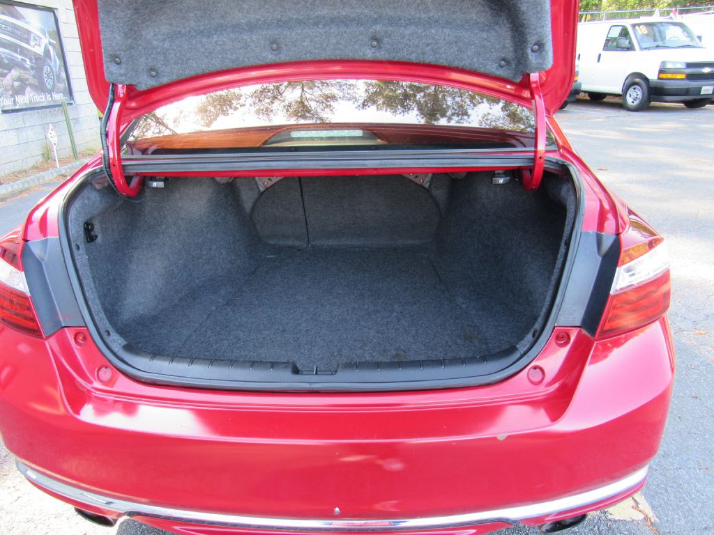 2016 Honda Accord Image 18