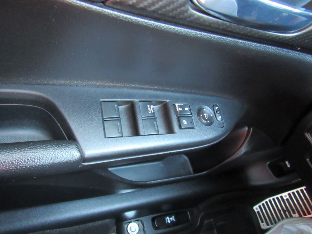 2016 Honda Accord Image 11