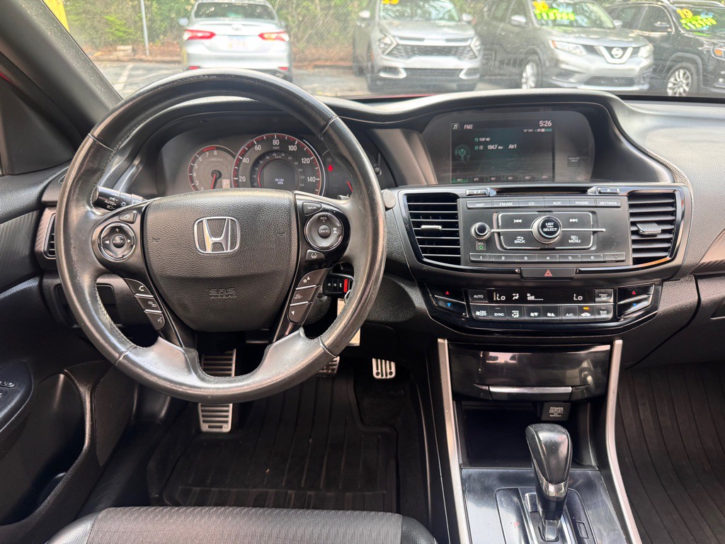 2016 Honda Accord Image 15