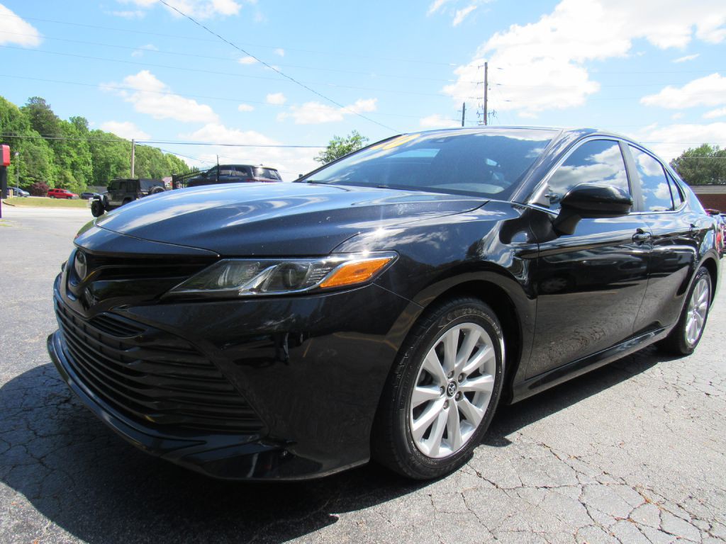 2020 Toyota Camry Image 3