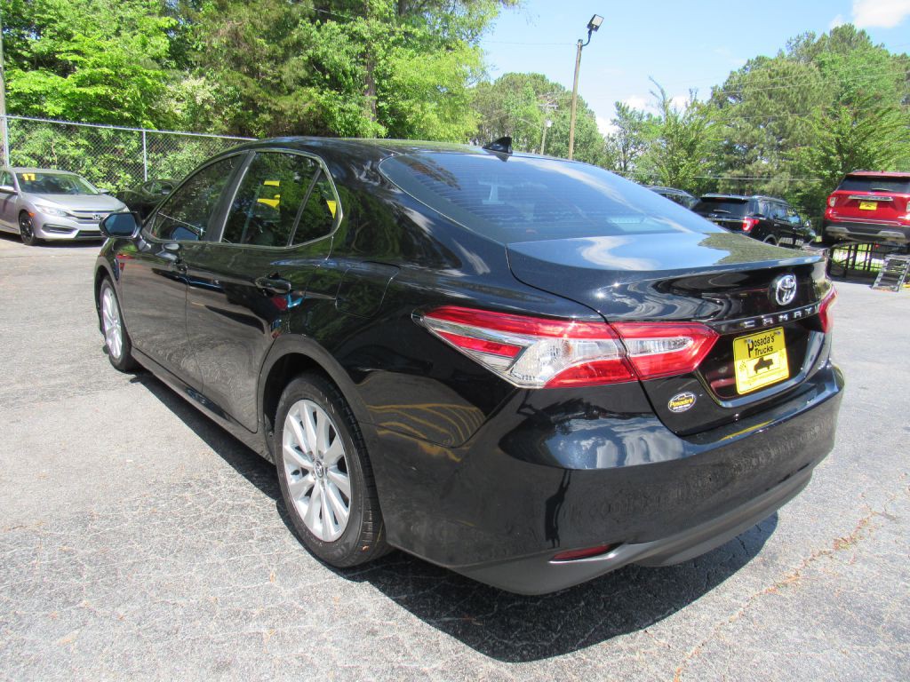 2020 Toyota Camry Image 5