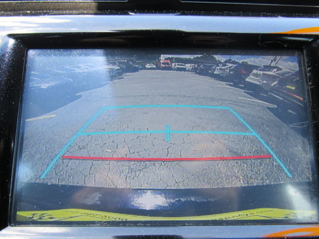 2020 Toyota Camry Image 17