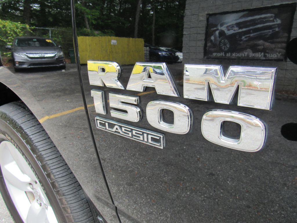2020 RAM 1500 Image 11