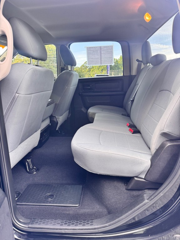 2020 RAM 1500 Image 12
