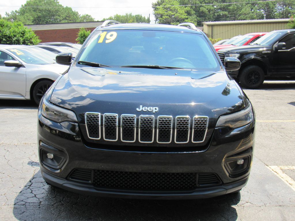2019 Jeep Cherokee Image 3