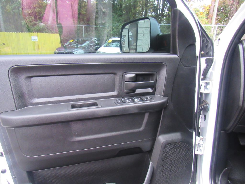 2018 RAM 2500 Image 6